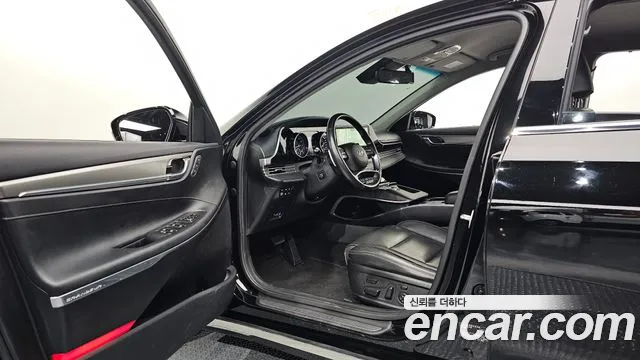 Hyundai Grandeur New — Фото автомобиля 15