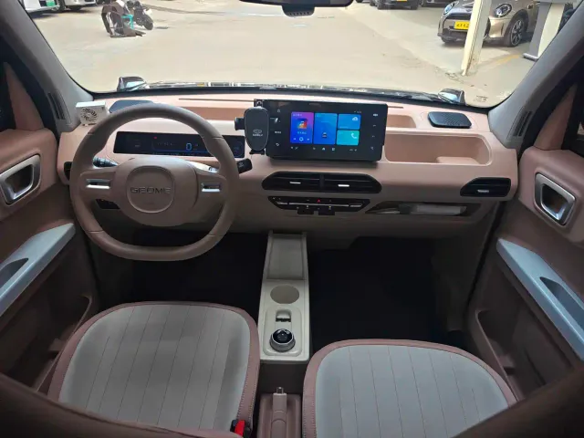Geely Panda — Фото автомобиля 8
