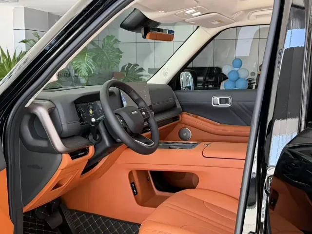 Haval Great Wall H10 — Фото автомобиля 10