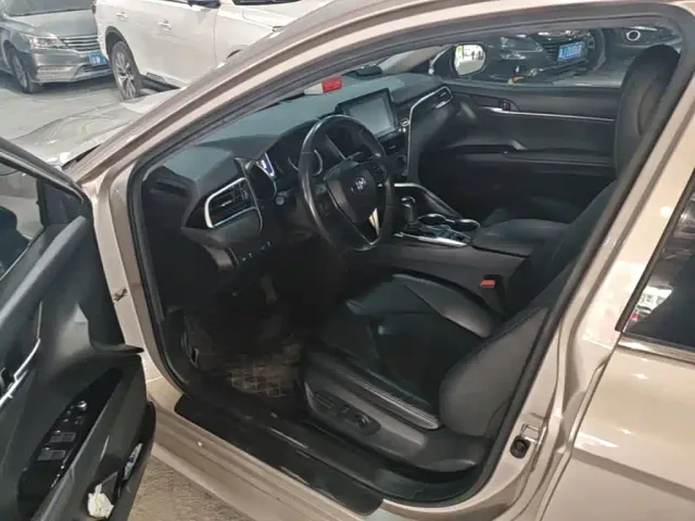 Toyota Camry — Фото автомобиля 15