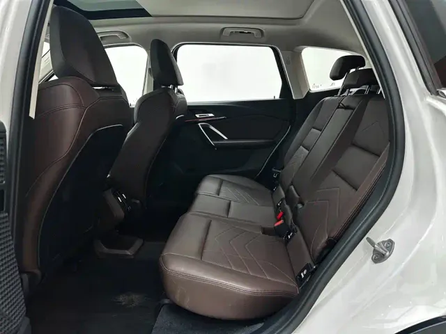 BMW X1 — Фото автомобиля 13