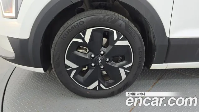 Kia Niro New — Фото автомобиля 5
