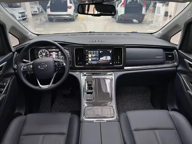 GAC Trumpchi M8 — Фото автомобиля 10