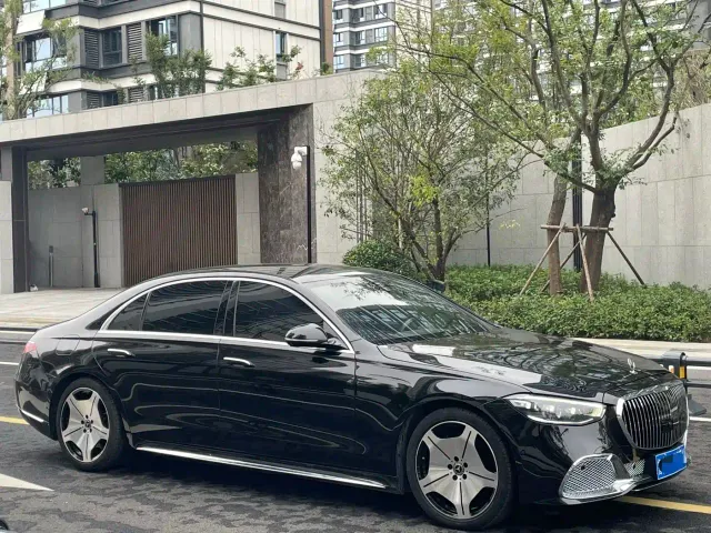 Mercedes-Benz S-Class — Фото автомобиля 3