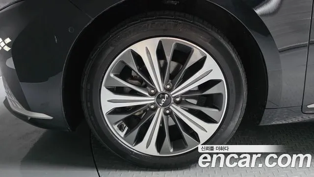 Kia K8 K8 Hybrid — Фото автомобиля 5