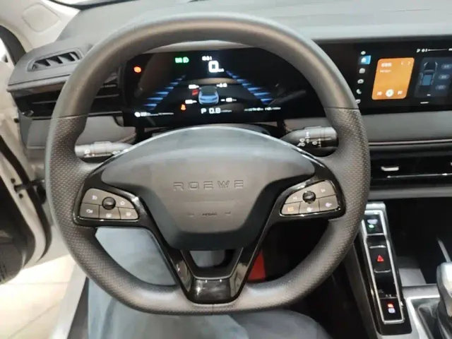 Roewe i5 — Фото автомобиля 10