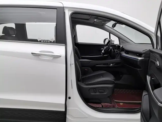 Hyundai Custo — Фото автомобиля 23