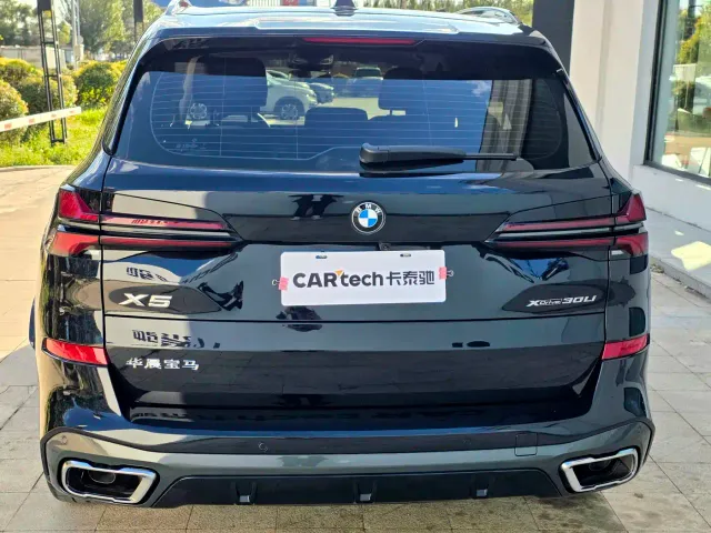 BMW X5 — Фото автомобиля 4