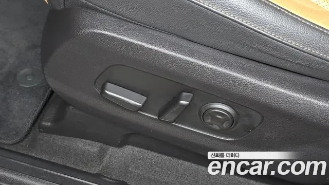 Kia Canival Carnival 4 поколение Бензин 9 мест Noblesse — Фото автомобиля 29