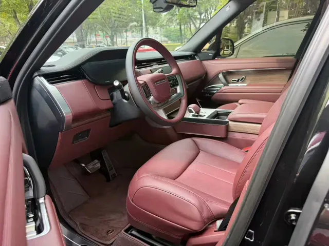 Land Rover Range Rover — Фото автомобиля 3