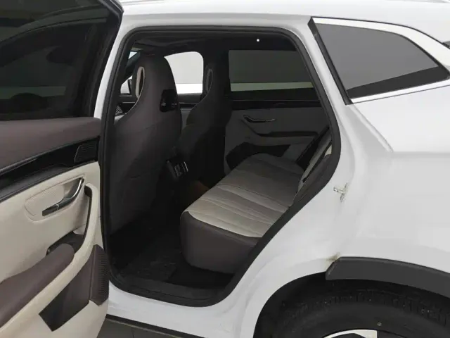 BYD Song PLUS — Фото автомобиля 11