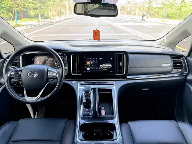 GAC Trumpchi M8 — Фото автомобиля 8
