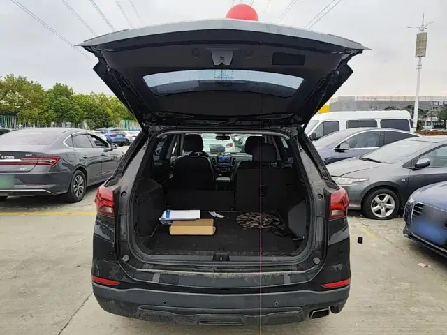 Chevrolet Equinox — Фото автомобиля 18