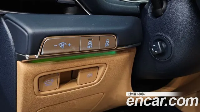 Genesis GV80 — Фото автомобиля 27