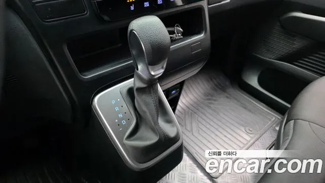 Hyundai Staria — Фото автомобиля 12