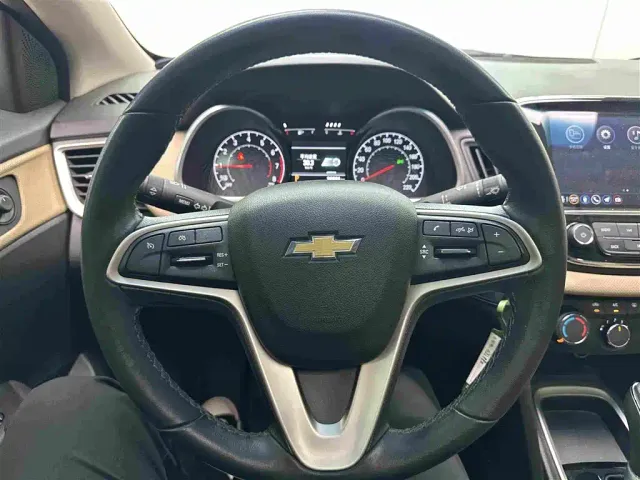 Chevrolet Monza — Фото автомобиля 10