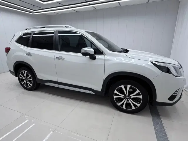 Subaru Forester — Фото автомобиля 7