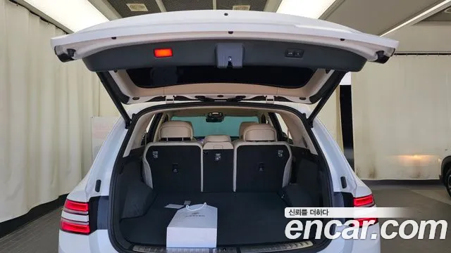Genesis GV80 — Фото автомобиля 25