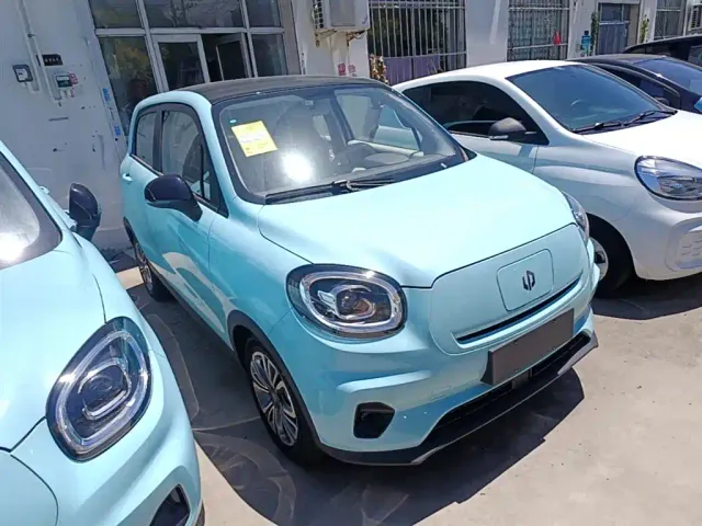 Leapmotor T03 — Фото автомобиля 3