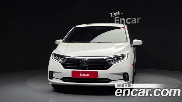 Honda Odyssey — Фото автомобиля 2