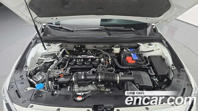 Honda Accord Accord 10 поколение 1.5 Turbo — Фото автомобиля 6
