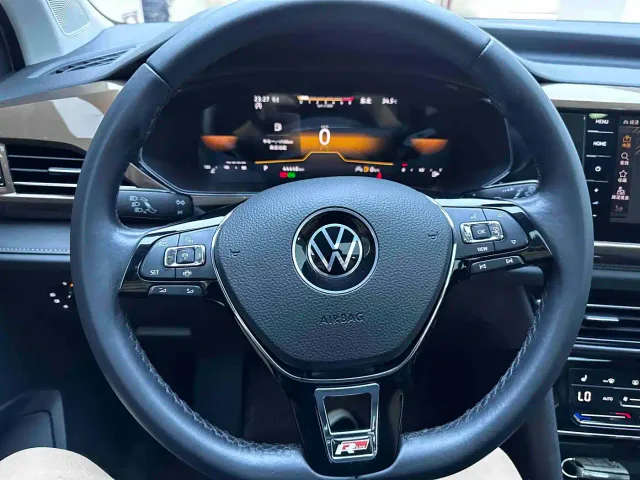 Volkswagen Tharu — Фото автомобиля 12
