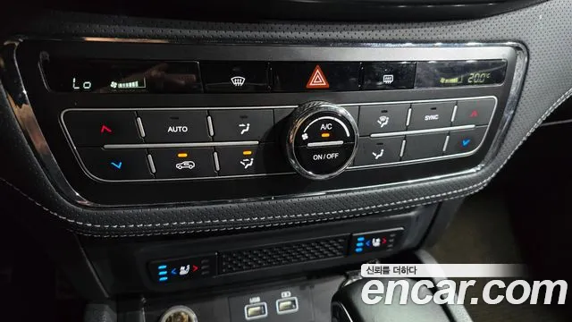 KG_Mobility_Ssangyong Rexton Новый Rexton Sport Дизель 2.2 4WD — Фото автомобиля 30