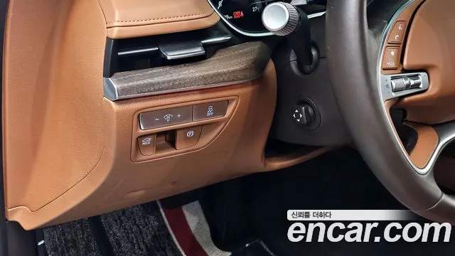 Genesis G80 Electrified G80 (RG3) — Фото автомобиля 13
