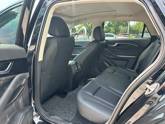 Besturn Besturn B70 2023 3rd Generation 1.5T Automatic Comfort — Фото автомобиля 10
