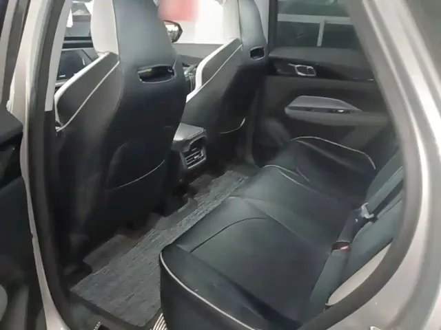 Changan Z6 — Фото автомобиля 16