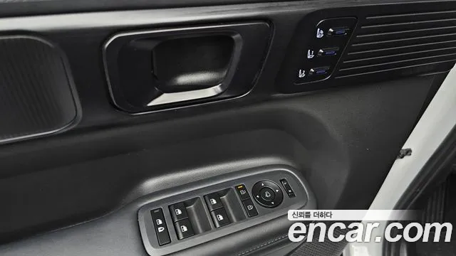 Hyundai Santafe Santa Fe (MX5) Бензин 2.5T 2WD — Фото автомобиля 24