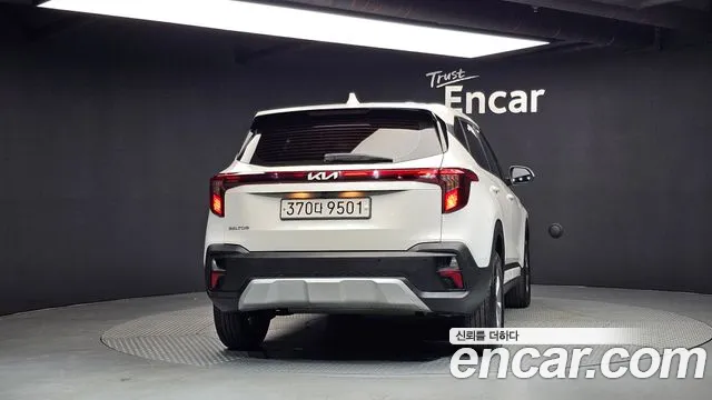 Kia Seltos — Фото автомобиля 4