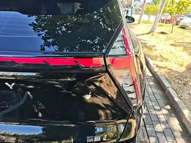Geely Boyue L — Фото автомобиля 7