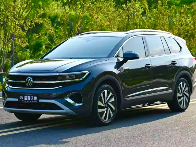 Фотография автомобиля — Volkswagen Talagon