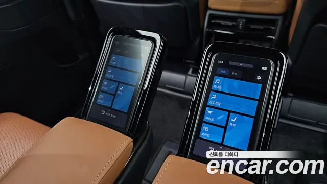 Toyota Alphard — Фото автомобиля 23