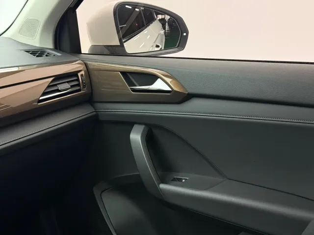 Volkswagen Tharu — Фото автомобиля 11