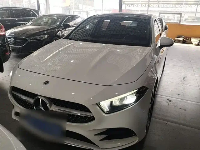 Mercedes-Benz A-Class — Фото автомобиля 2