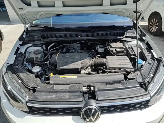 Volkswagen Lavida — Фото автомобиля 19