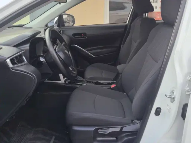 Toyota Corolla Cross — Фото автомобиля 9