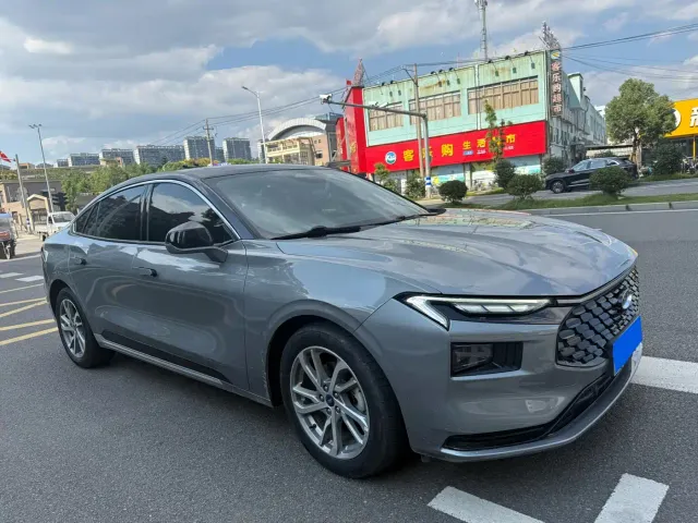 Ford Mondeo — Фото автомобиля 4
