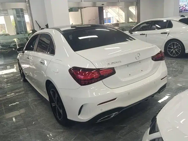 Mercedes-Benz A-Class — Фото автомобиля 4