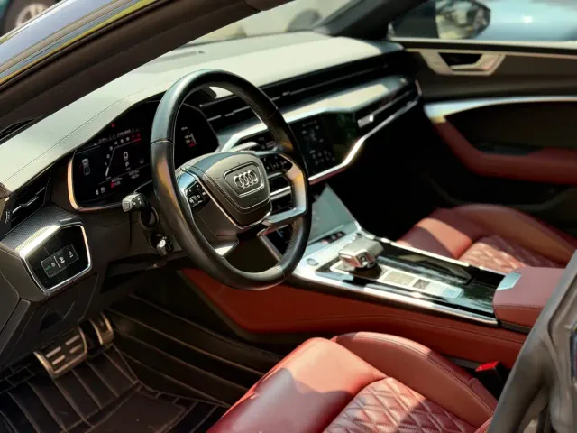 Audi A7L — Фото автомобиля 6