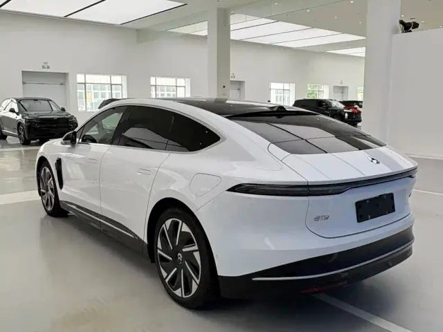 Nio ET9 — Фото автомобиля 6