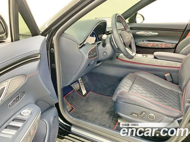 Genesis GV70 2.5T Бензин AWD — Фото автомобиля 10