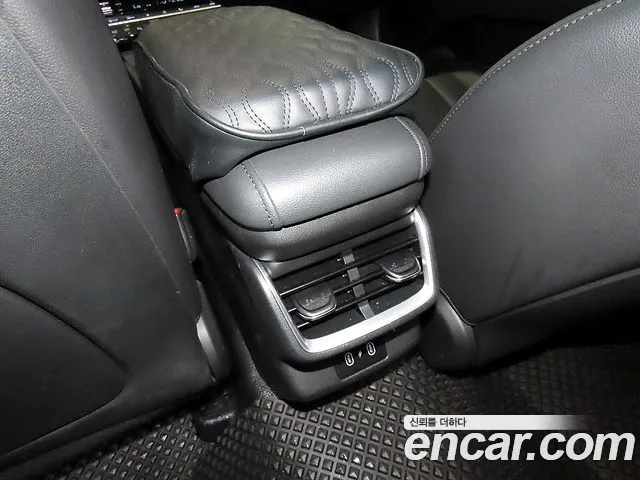 Hyundai Grandeur GN7 — Фото автомобиля 18