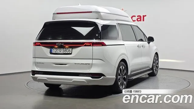 Kia Canival Carnival 4 поколение Бензин 7 мест Hi-Limousine(Спецкузов) — Фото автомобиля 2