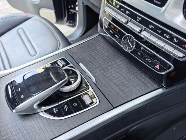 Mercedes-Benz G-Class — Фото автомобиля 15