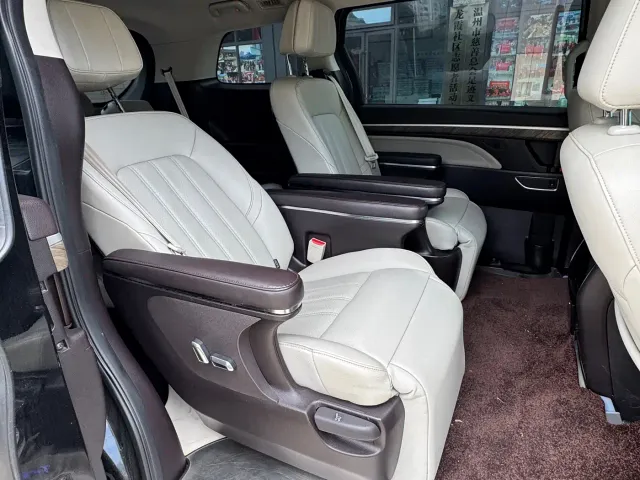 GAC Trumpchi M8 — Фото автомобиля 7