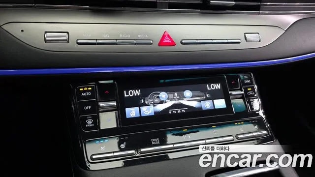 Hyundai Grandeur New — Фото автомобиля 17
