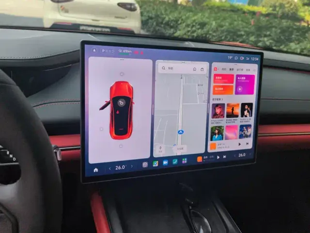 Xiaomi SU7 — Фото автомобиля 13